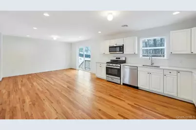 65 Ozark Street, Ronkonkoma, NY 11779 - Photo 22