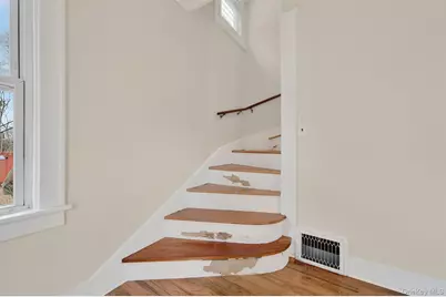 29 Lafayette Avenue, Middletown, NY 10940 - Photo 8