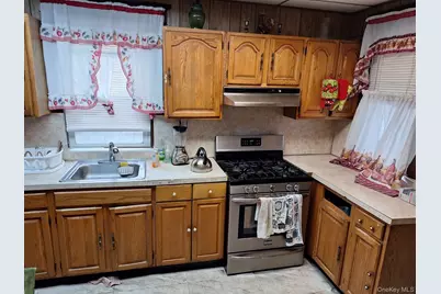 103-26 170th Street, Jamaica, NY 11433 - Photo 4