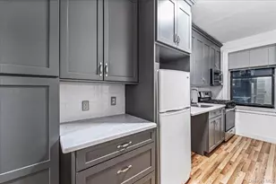 61-40 Saunders, Rego Park, NY 11374 - Photo 6