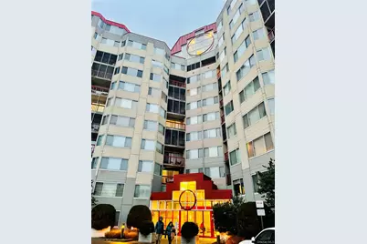 10 Stewart Pl #2GE, White Plains, NY 10603 - Photo 2