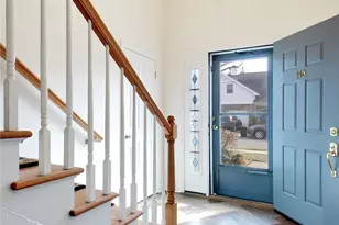 145 Pond View Dr, Port Washington, NY 11050 - Photo 4