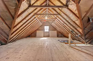 51-06 216th St, Bayside, NY 11364 - Photo 14