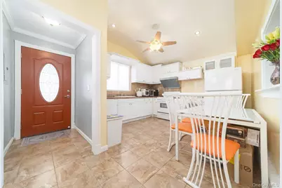 10 Church Street, Howard Beach, NY 11414 - Photo 8