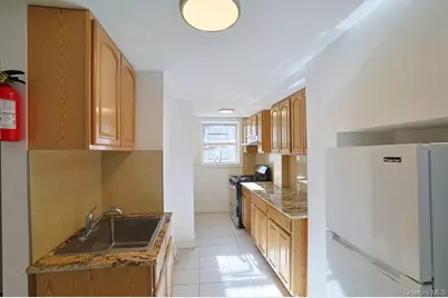 296 Mill Street, Poughkeepsie, NY 12601 - Photo 18