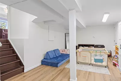 210 Norwood Avenue, Port Jefferson Station, NY 11776 - Photo 20
