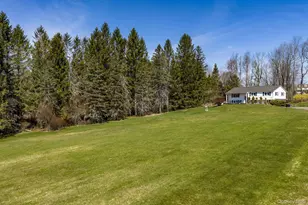 5 Blue Spruce Ln, Monticello, NY 12701 - Photo 4