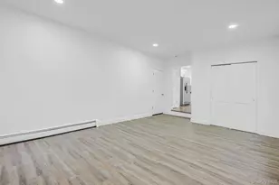 7 Spruce Ct, Huntington, NY 11743 - Photo 14