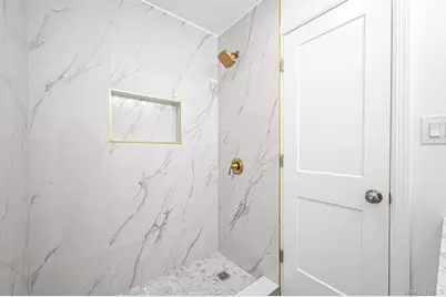 7 Spruce Court, Huntington, NY 11743 - Photo 18