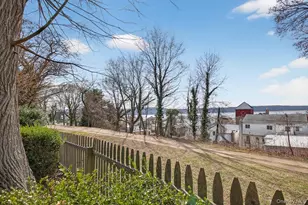 1 Chestnut Ct, Dobbs Ferry, NY 10522 - Photo 10