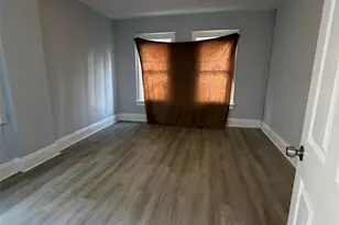 4 Ritters Ln, Yonkers, NY 10703 - Photo 2