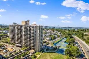 17-85 215th St, Bayside, NY 11360 - Photo 24