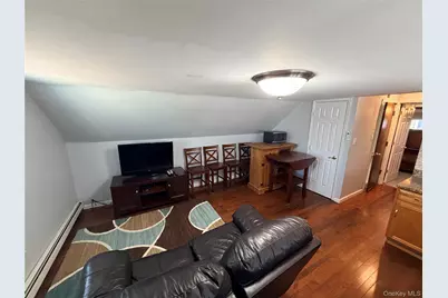 140 10th Avenue, West Babylon, NY 11704 - Photo 6