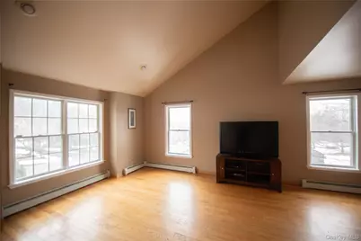 17 Oakley Boulevard, Garnerville, NY 10923 - Photo 4