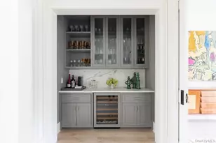 571 Pauls Ln, Bridgehampton, NY 11932 - Photo 14