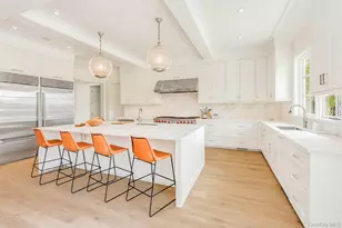 571 Pauls Ln, Bridgehampton, NY 11932 - Photo 16