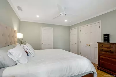 88 Marion Drive, New Rochelle, NY 10804 - Photo 16