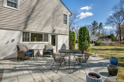 88 Marion Drive, New Rochelle, NY 10804 - Photo 38