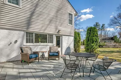 88 Marion Drive, New Rochelle, NY 10804 - Photo 40