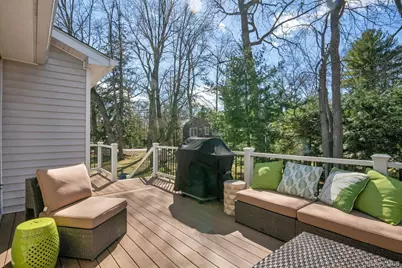 88 Marion Drive, New Rochelle, NY 10804 - Photo 36