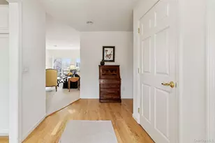 415 Heritage Hills Dr, Somers, NY 10589 - Photo 4