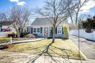 72 Cleveland Ave, Massapequa, NY 11758 - Photo 4