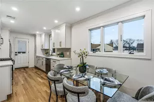 2 Mohegan Dr, Massapequa, NY 11758 - Photo 12