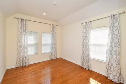 34 Dunes Lane, Port Washington, NY 11050 - Photo 12