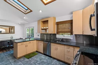 20 Alanson Lane, Hampton Bays, NY 11946 - Photo 6