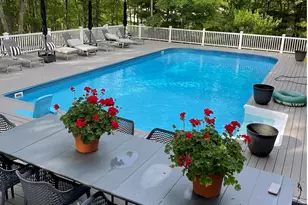 30 Squires Blvd, Hampton Bays, NY 11946 - Photo 10