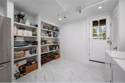 151 Griffen Avenue, Scarsdale, NY 10583 - Photo 22