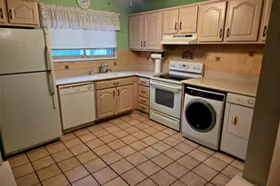 650 Newbridge Rd, East Meadow, NY 11554 - Photo 2