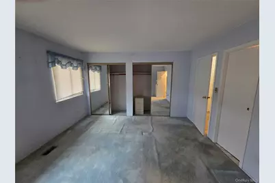 650 Newbridge Road #36, East Meadow, NY 11554 - Photo 12