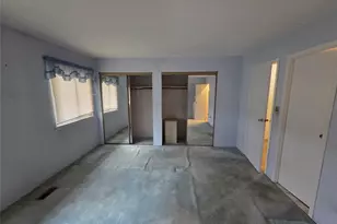 650 Newbridge Rd, East Meadow, NY 11554 - Photo 12