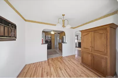 115-11 Parkway Drive, Elmont, NY 11003 - Photo 8