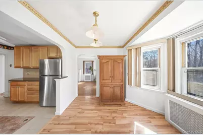 115-11 Parkway Drive, Elmont, NY 11003 - Photo 10