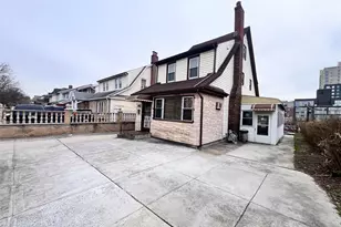 150-44 87th Rd, Briarwood, NY 11432 - Photo 2