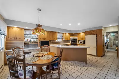 29 Main Avenue, Centereach, NY 11720 - Photo 4