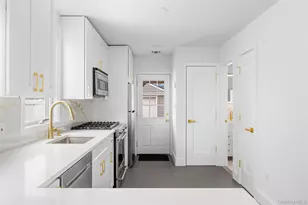 36 Kildare Rd, Island Park, NY 11558 - Photo 16