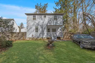 42 E 16th Street, Huntington Station, NY 11746 - Photo 22