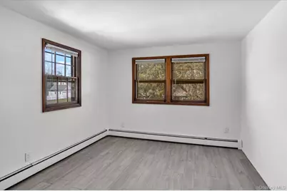 42 E 16th Street, Huntington Station, NY 11746 - Photo 16