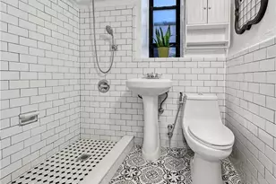 10 Franklin Ave, White Plains, NY 10601 - Photo 6