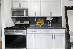 10 Franklin Ave, White Plains, NY 10601 - Photo 4