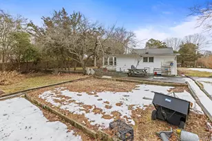 902 Old Medford Ave, Medford, NY 11763 - Photo 22