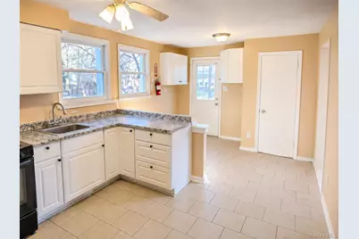 1521 Route 208 #3, Washingtonville, NY 10992 - Photo 18