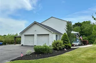 24 Sesame St, Rock Tavern, NY 12575 - Photo 10