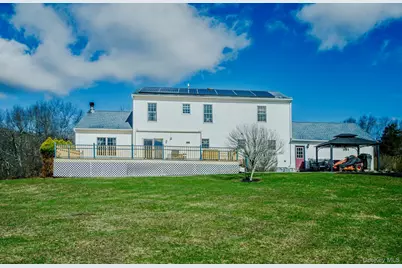 24 Sesame Street, Rock Tavern, NY 12575 - Photo 4