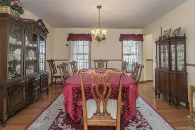 24 Sesame Street, Rock Tavern, NY 12575 - Photo 22