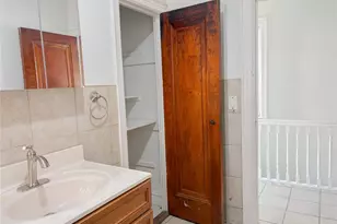 2863 Coddington Ave, Bronx, NY 10461 - Photo 14