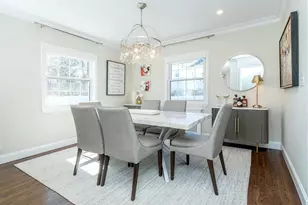 2 Plymouth Rd, Port Washington, NY 11050 - Photo 8